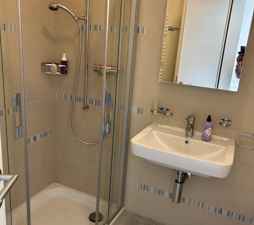 Photo of Bathroom in Chernex