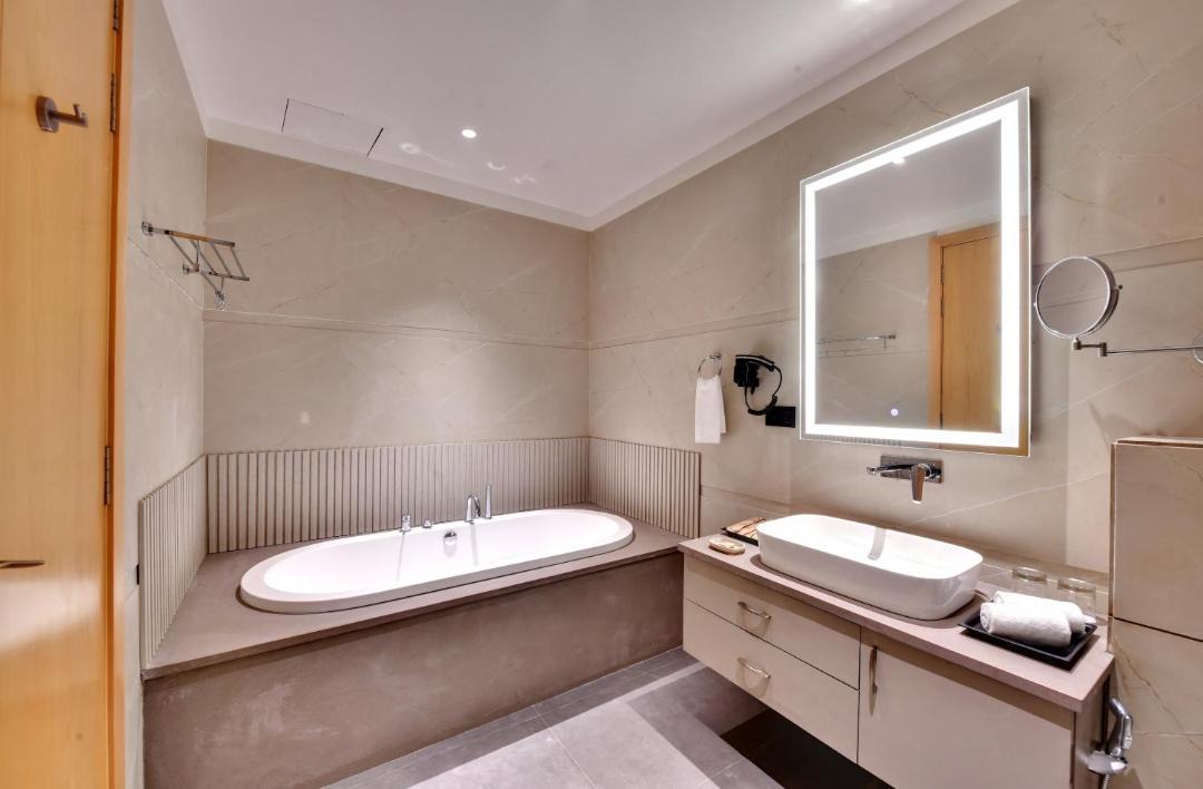 Photo of Bathroom in Ranjit Avenue