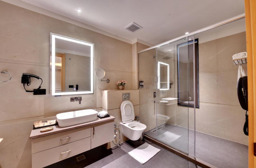 Photo of Bathroom in Ranjit Avenue