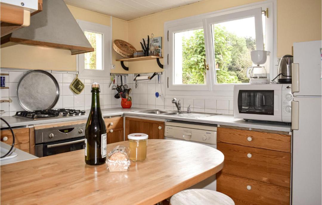 Photo of Kitchen in Plouezec