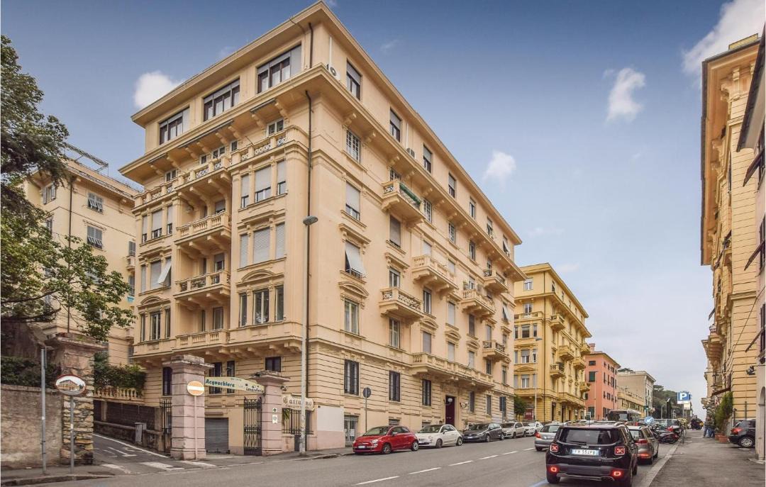 Photo of Buildings in Albaro