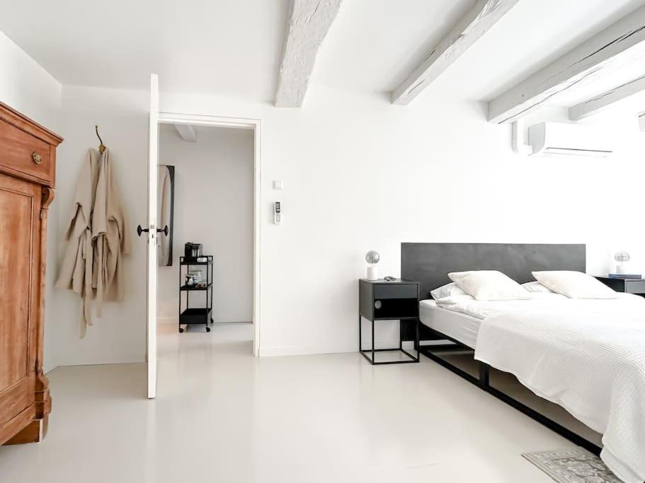 Photo of Bedroom in Amsterdam City Centre