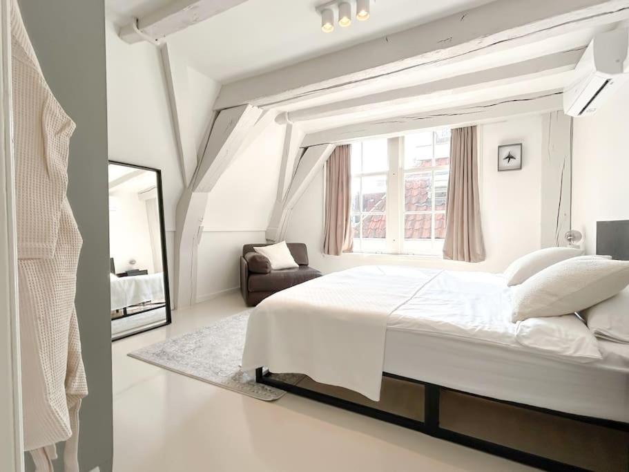 Photo of Bedroom in Amsterdam City Centre