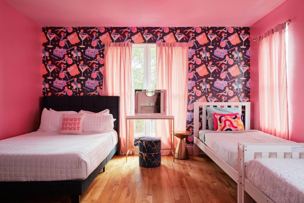 Photo of Bedroom in Hadley - Washington
