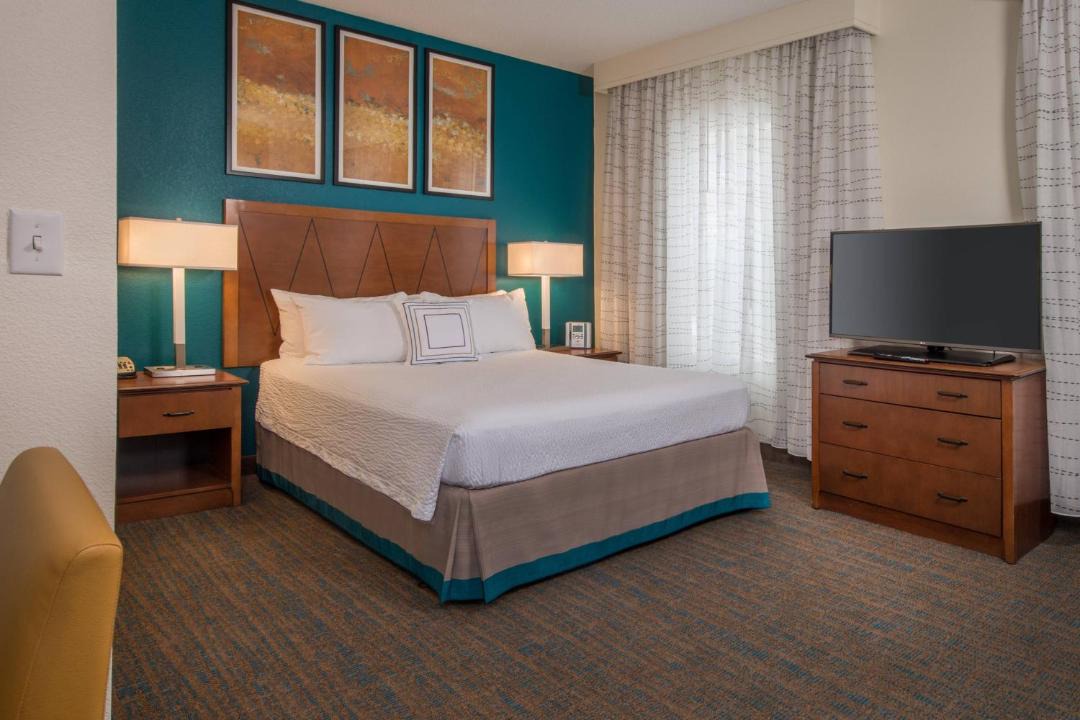 Photo of Bedroom in Chantilly