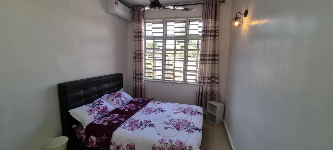 Photo of Bedroom in Kampung Permatang Sireh