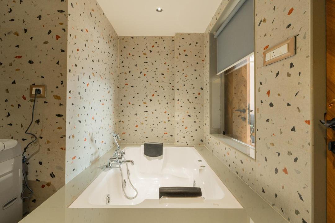 Photo of Bathroom in Saipem