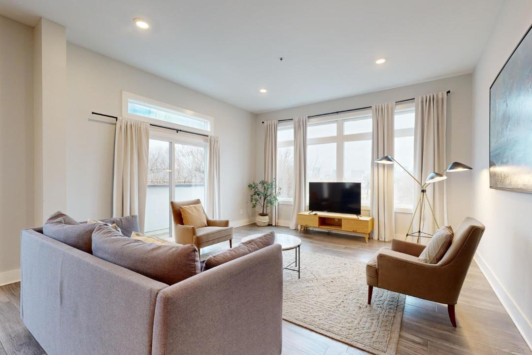Photo of Livingroom in Chestnut Hill