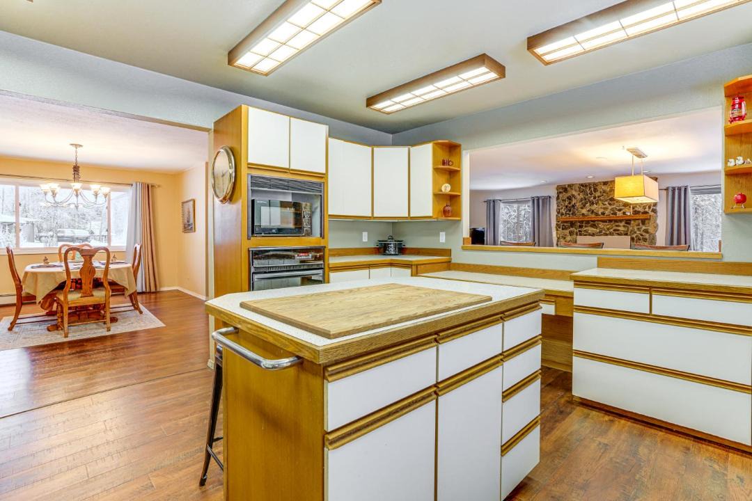 Photo of Kitchen in Anchorage