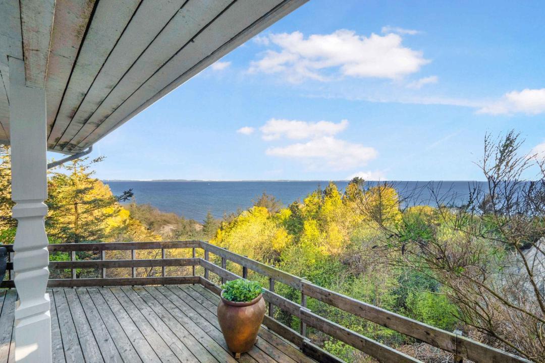 Photo of Patio Balcony in Fur