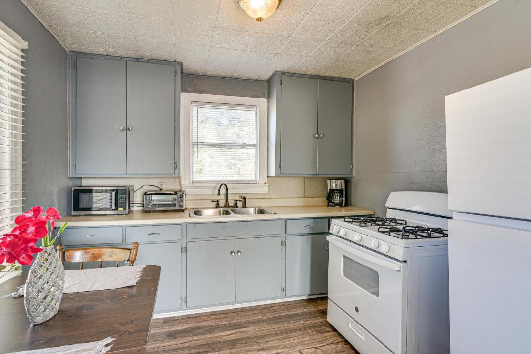 Photo of Kitchen in Lakeview  Jefferson County