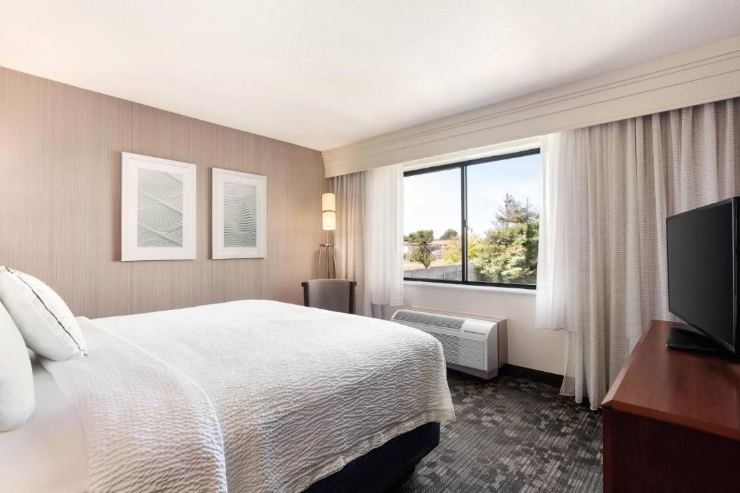 Photo of Bedroom in Salinas