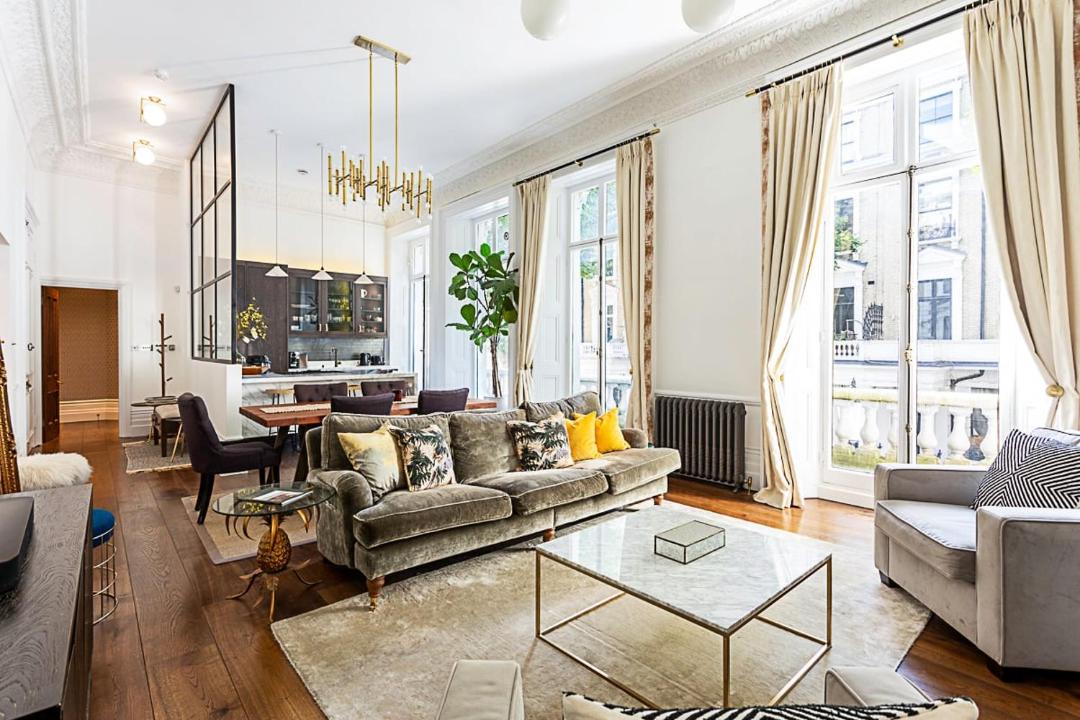 Photo of Livingroom in Pembridge