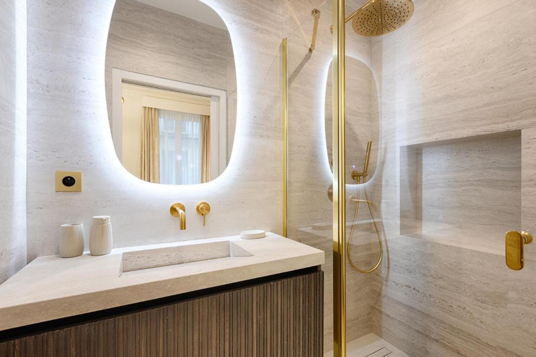Photo of Bathroom in 8th Arrondissement