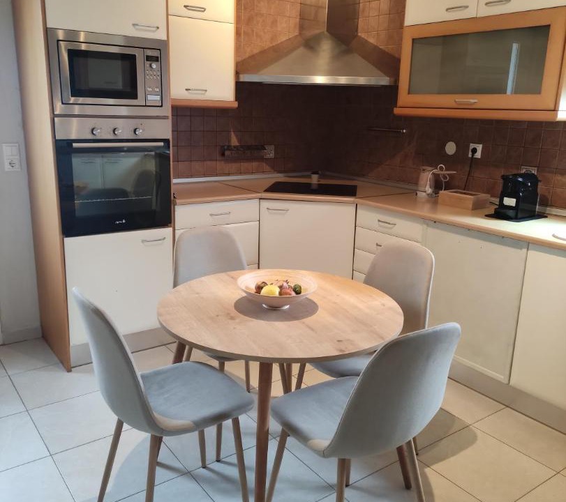 Photo of Kitchen in Drama