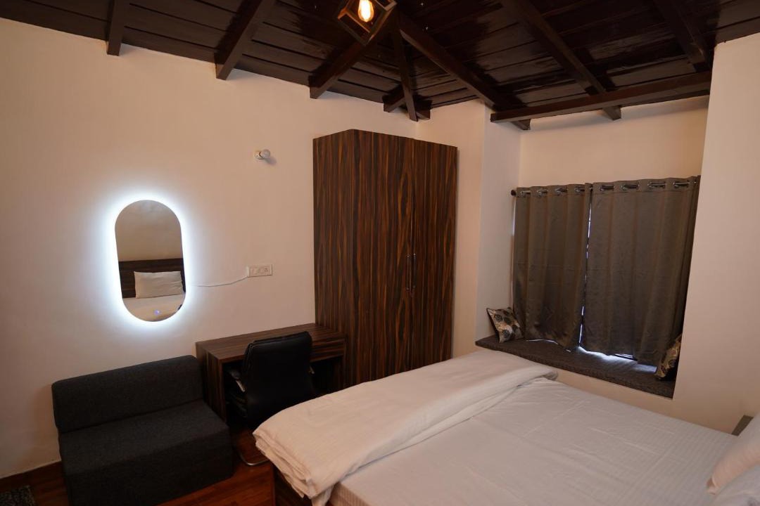 Photo of Bedroom in Mukteshwar
