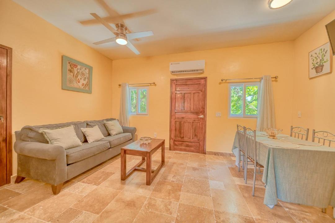 Photo of Others in Antoneys Cay