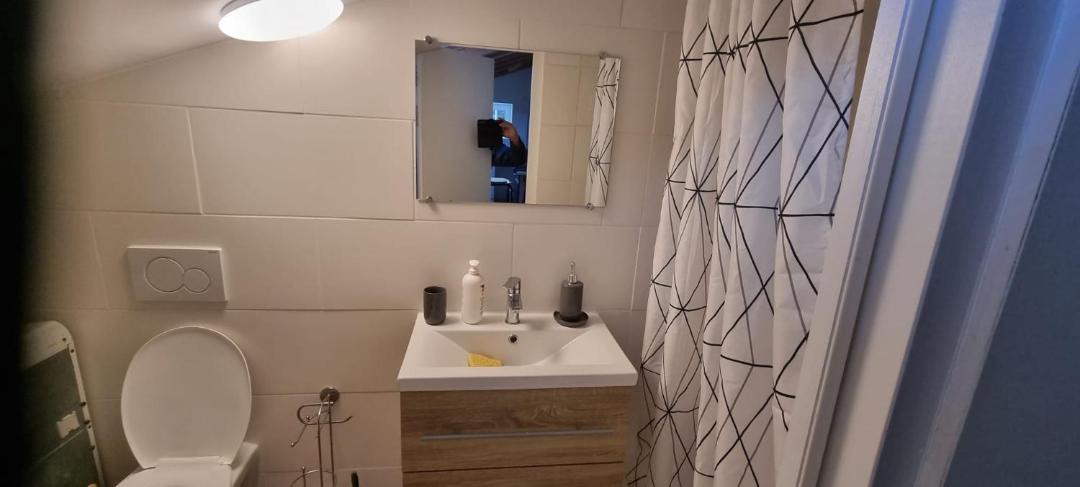 Photo of Bathroom in Crassier