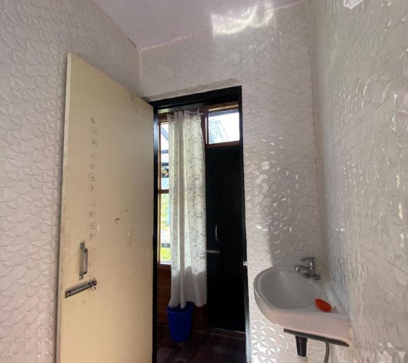 Photo of Bathroom in Mangan