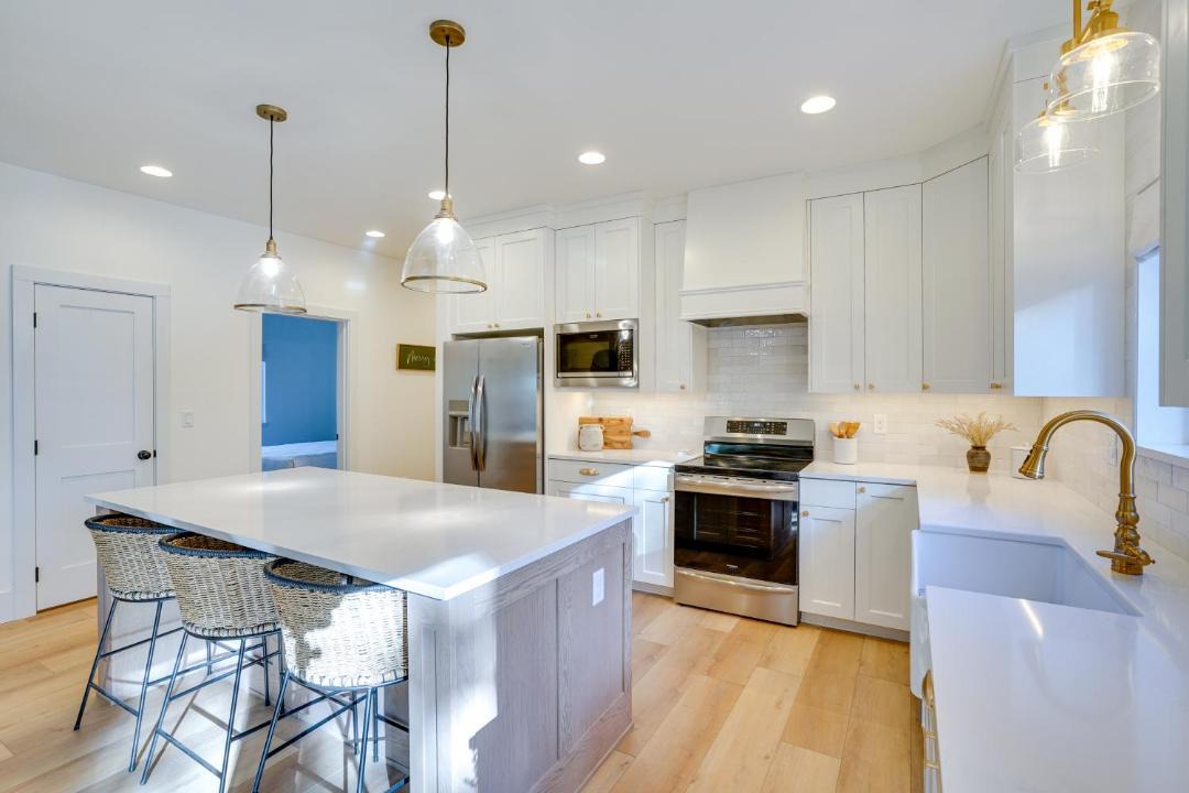 Photo of Kitchen in Oregon Water Wonderland