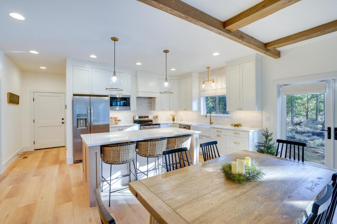 Photo of Kitchen in Oregon Water Wonderland