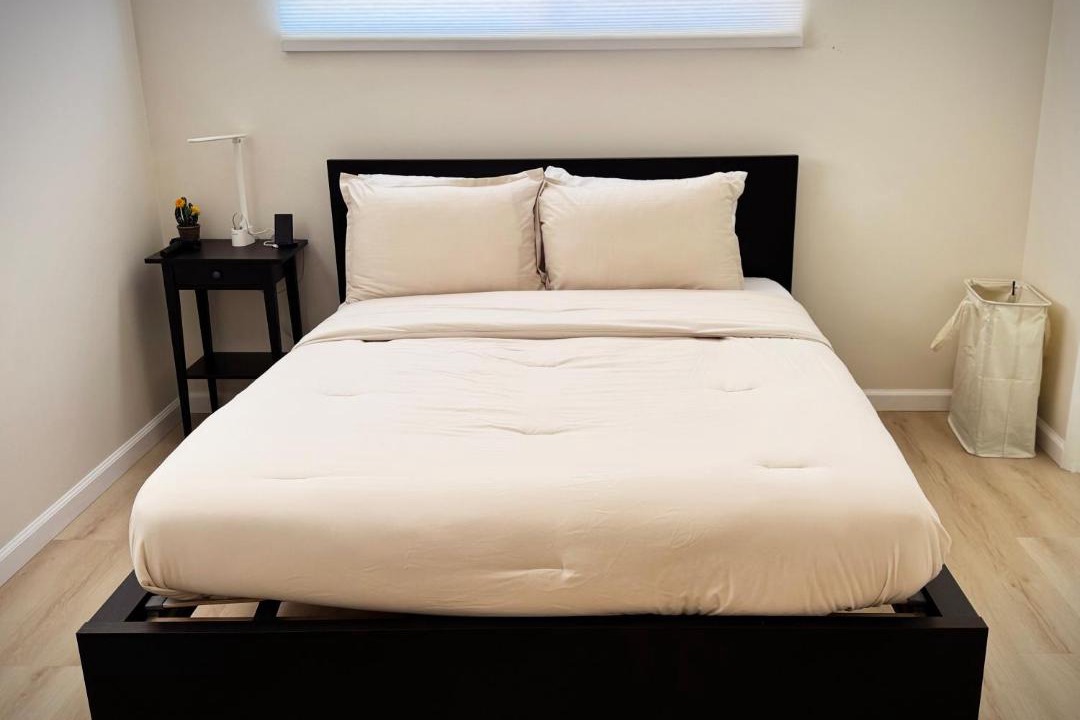 Photo of Bedroom in Del Aire