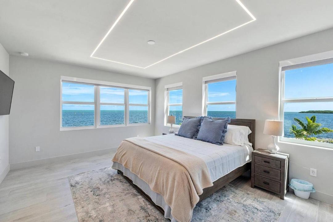 Photo of Bedroom in Monroe County