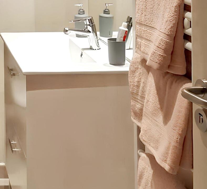 Photo of Bathroom in Abondant