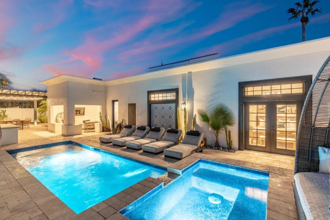 Photo of Others in Camelback Park Estates