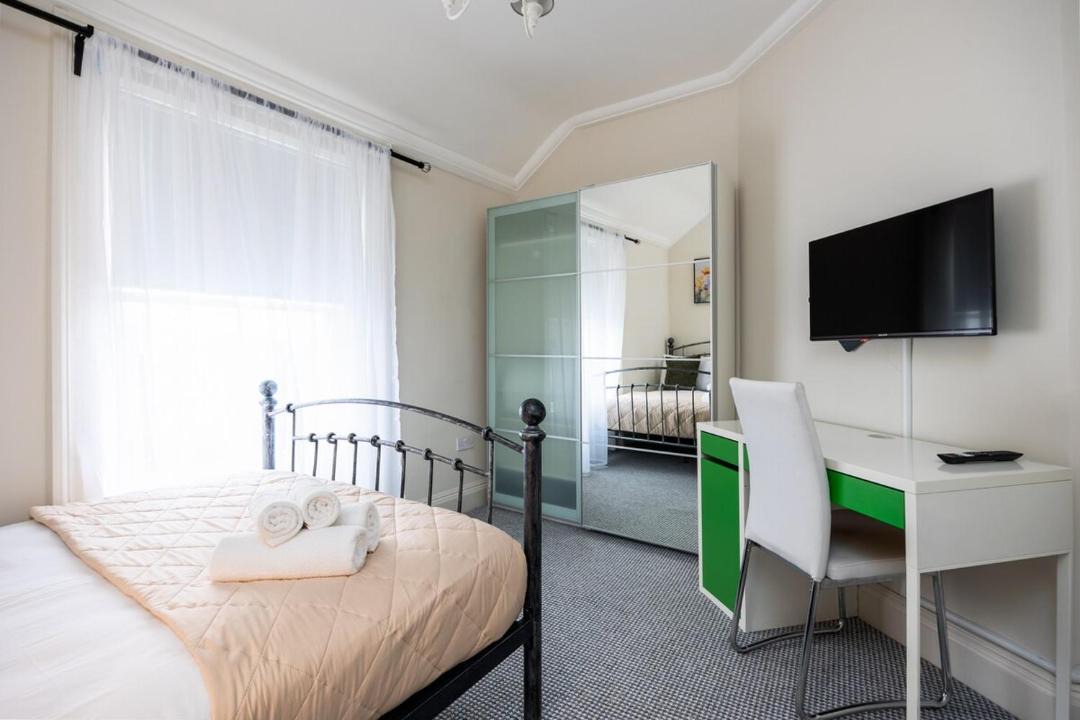 Photo of Bedroom in Broadstone