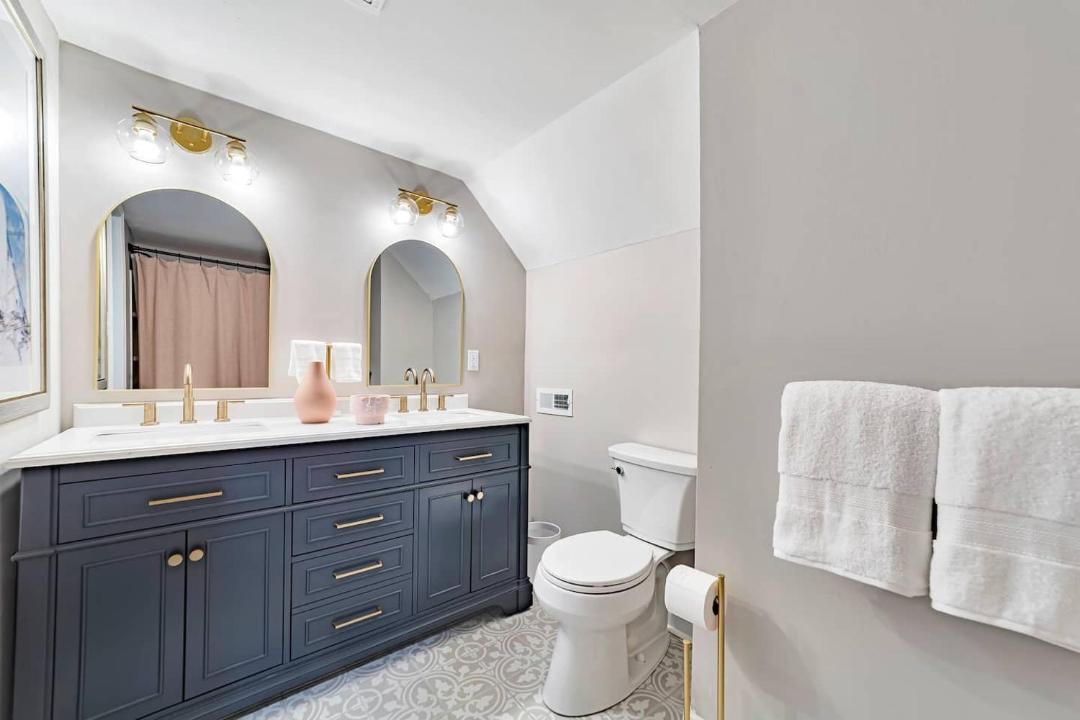 Photo of Bathroom in Petersburg