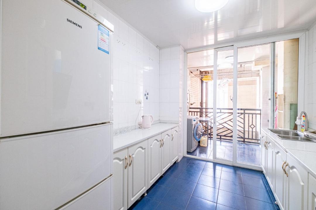Photo of Kitchen in Jeifangbei Central Business District