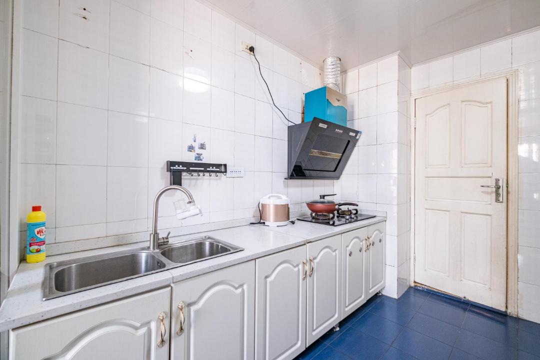 Photo of Kitchen in Jeifangbei Central Business District