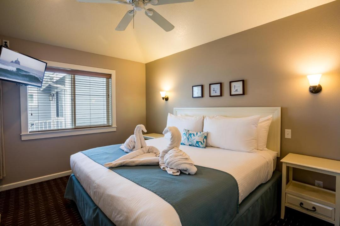 Photo of Bedroom in Downtown Cannon Beach