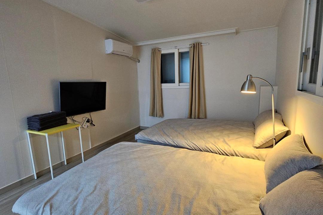 Photo of Bedroom in Hoehyeon-dong