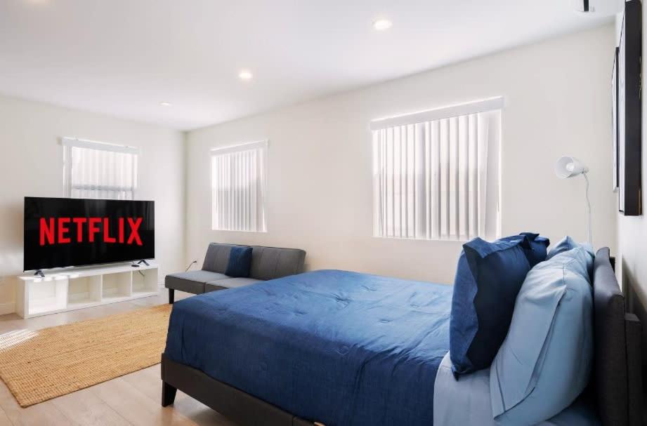 Photo of Bedroom in Burbank