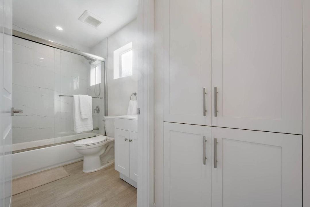 Photo of Bathroom in Burbank