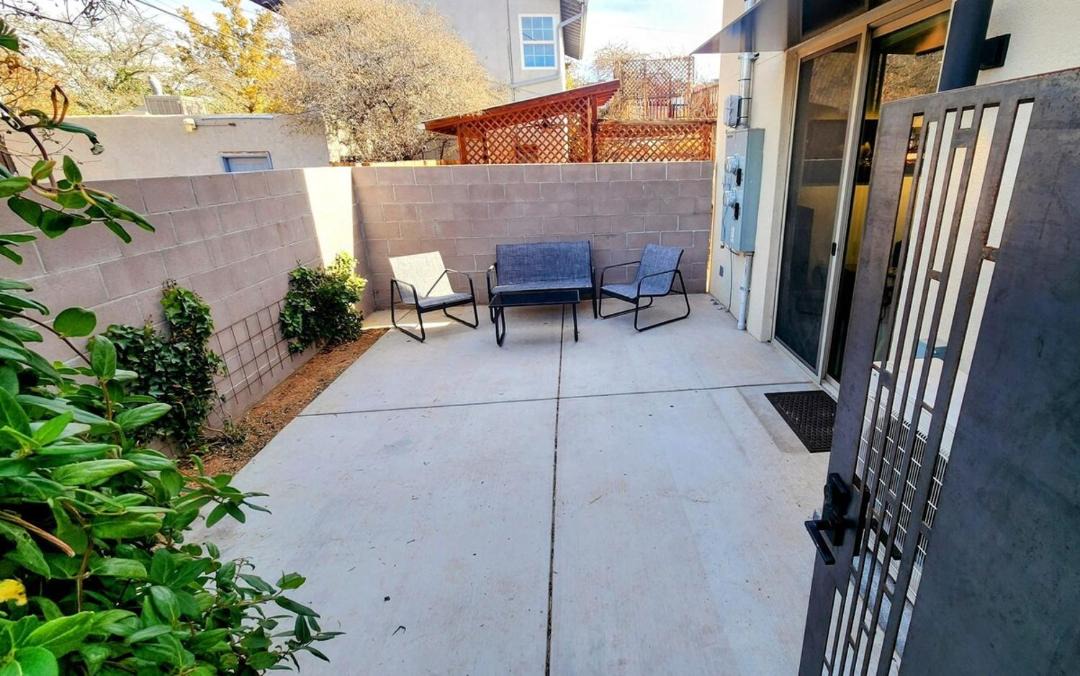 Photo of Patio Balcony in Raynolds Addition