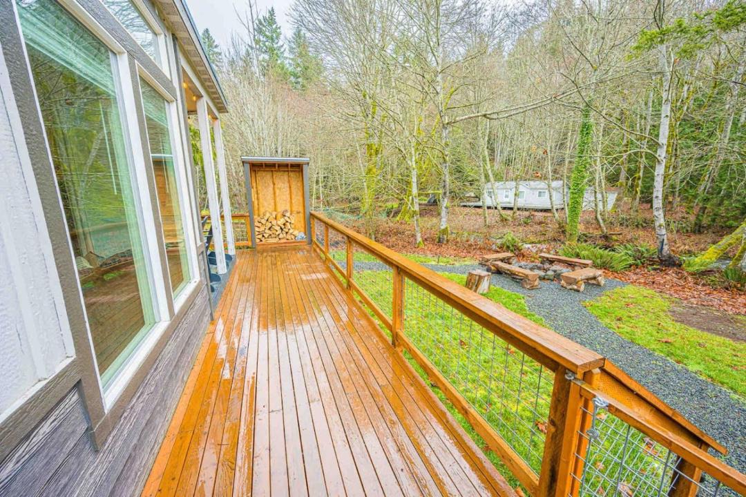 Photo of Patio Balcony in Port Angeles East