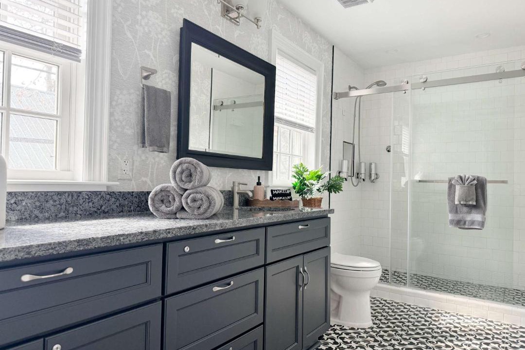 Photo of Bathroom in Dixon Park