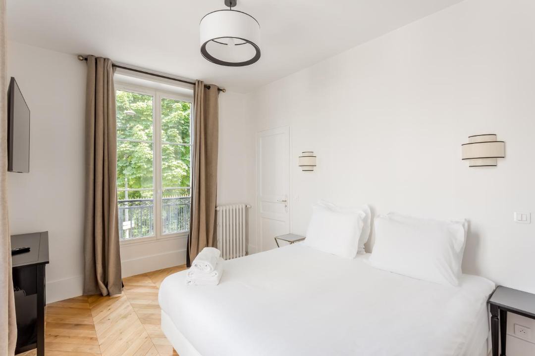 Photo of Bedroom in Notre-Dame-des-Champs