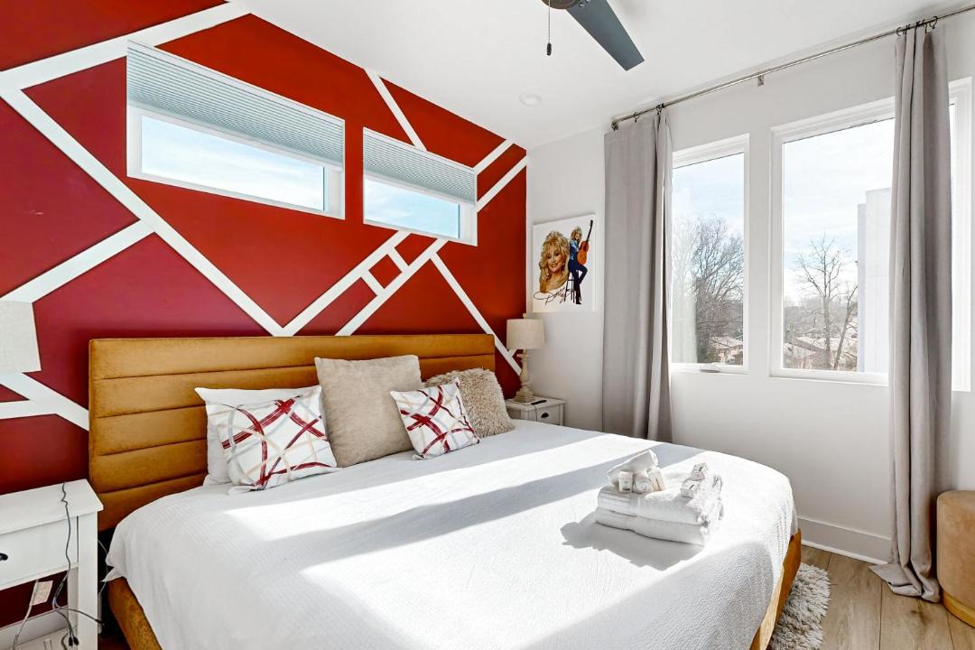 Photo of Bedroom in Hadley - Washington