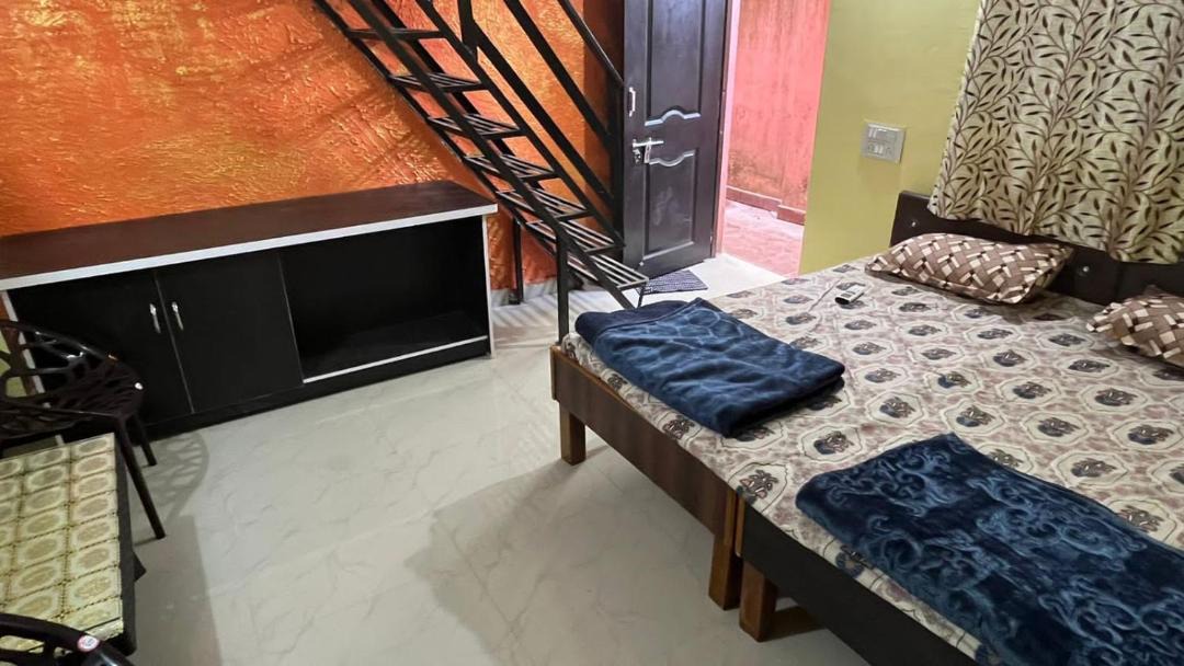 Photo of Bedroom in Moharli