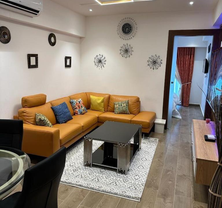 Photo of Livingroom in North Ridge