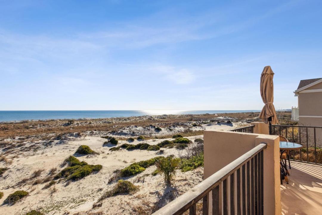 Photo of Patio Balcony in American Beach