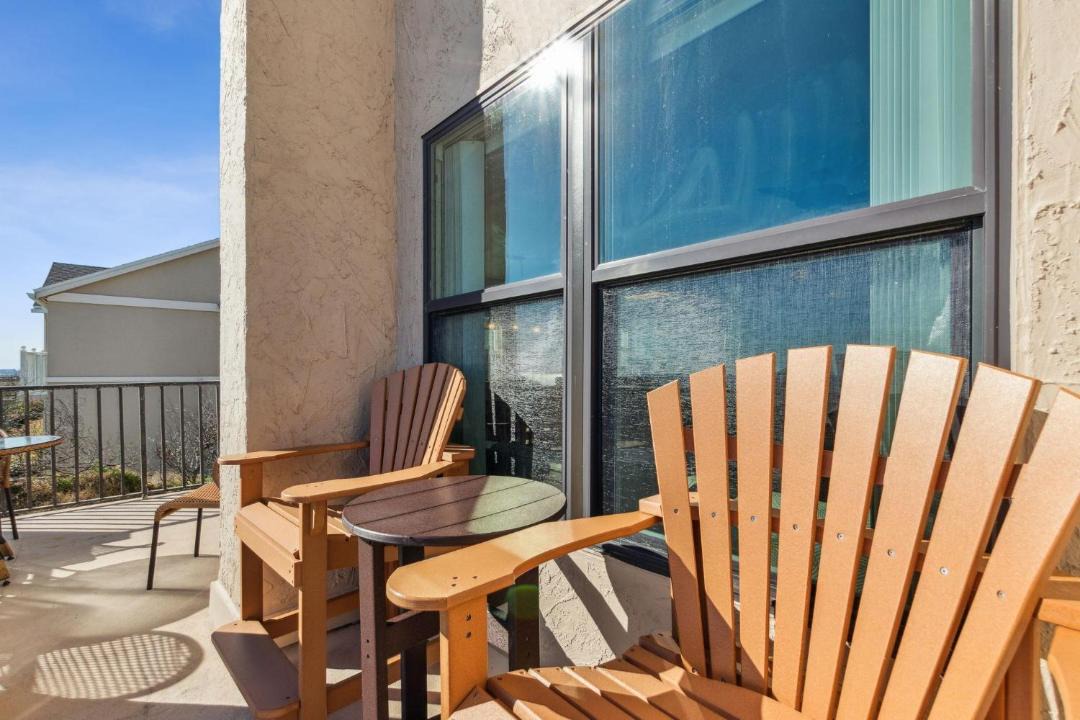 Photo of Patio Balcony in American Beach