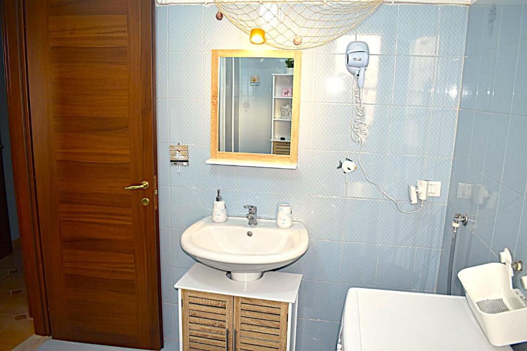 Photo of Bathroom in Laureana Cilento