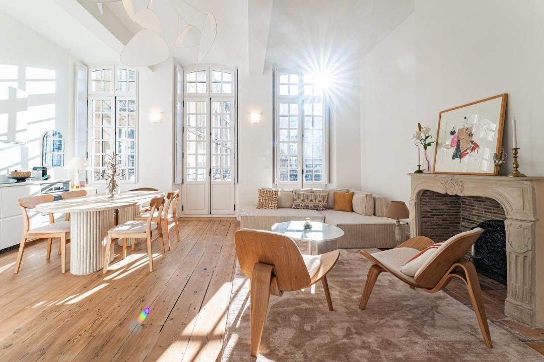 Photo of Livingroom in Hotel de Ville - Quinconces