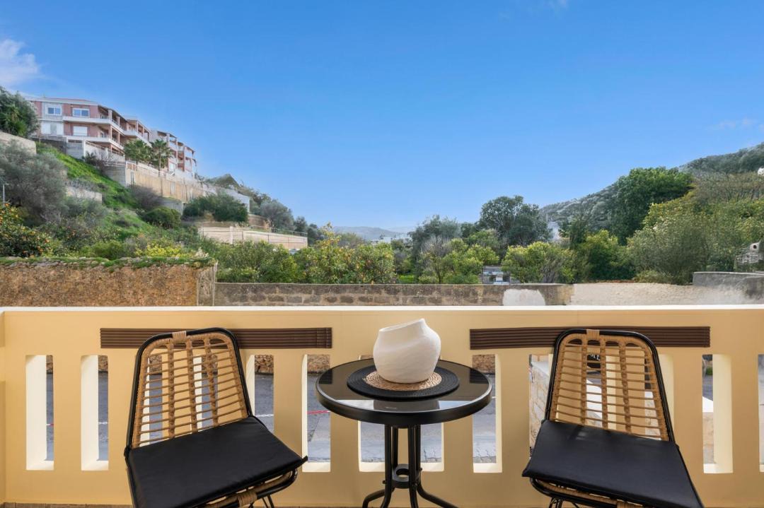 Photo of Patio Balcony in Makrys Tichos