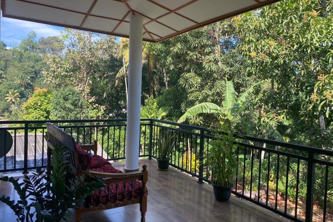 Photo of Patio Balcony in Udunuwara